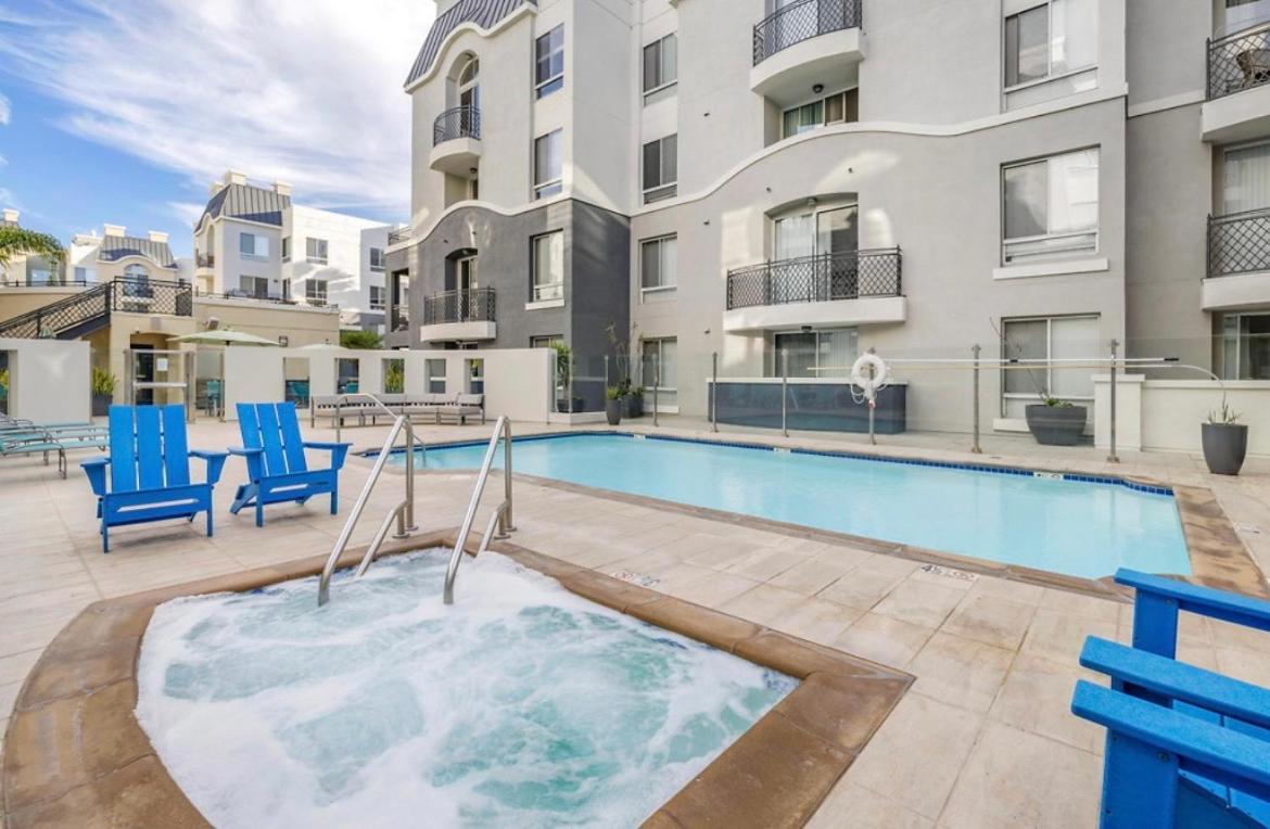 The Nest A Spacious 1 Bedroom Apartment With A Pool View Los Angeles Buitenkant foto
